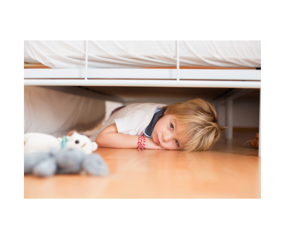 Angst - Kind unter Bett